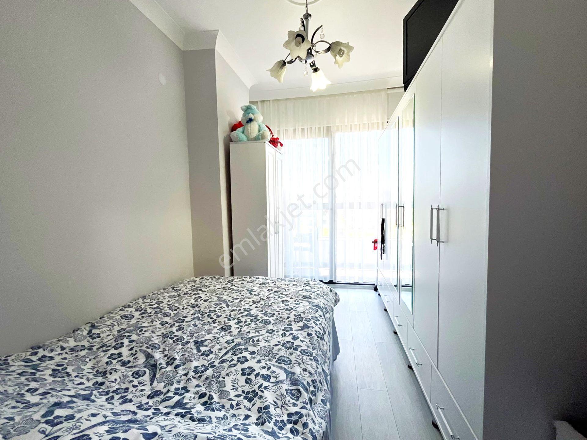 Aygül'den Akçay'da Asansörlü Cam Balkonlu Önü Açık Denize Yakın Açık Mutfaklı 1+1 Satılık Daire — fotoğraf 18