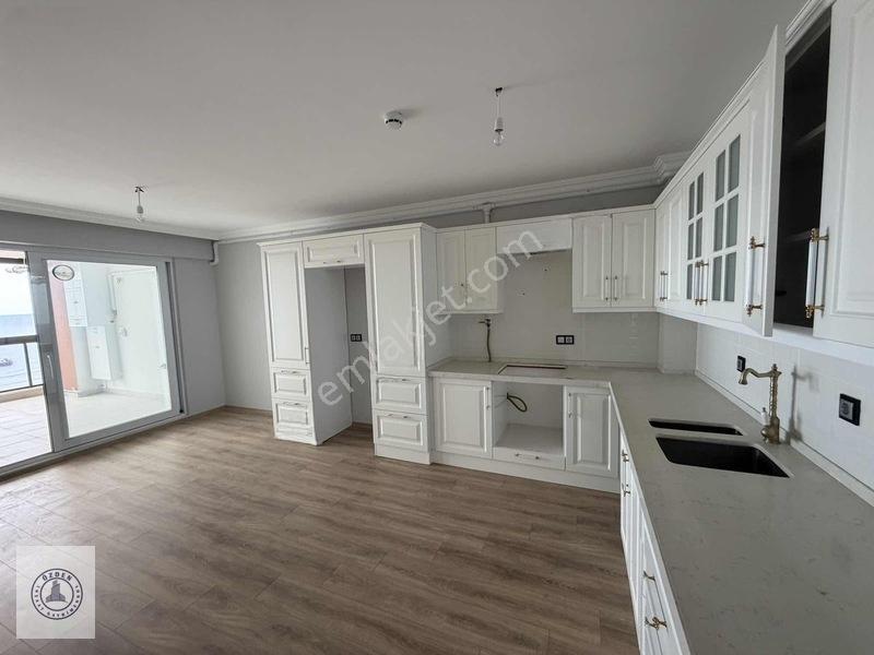 Özden Gayrimenkul'den Safir Sitesinde 3+1 Satılık Daire — fotoğraf 9