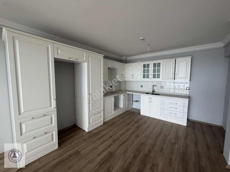 Özden Gayrimenkul'den Safir Sitesinde 3+1 Satılık Daire — fotoğraf 11