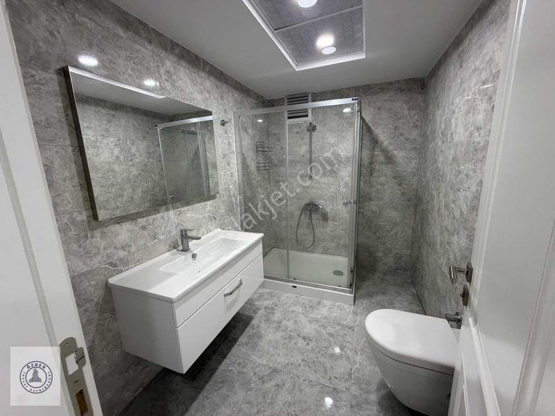 Özden Gayrimenkul'den Safir Sitesinde 3+1 Satılık Daire — fotoğraf 18