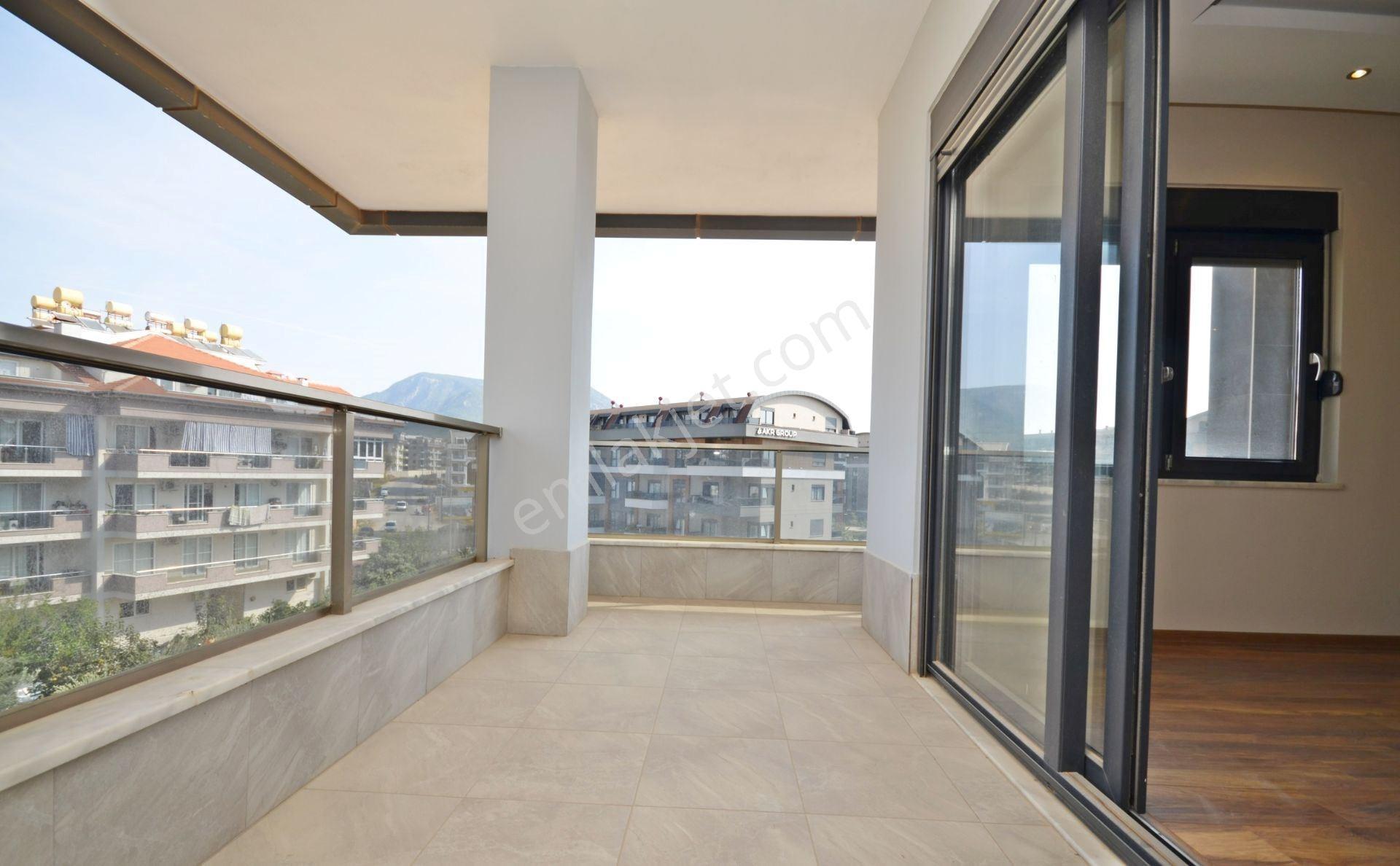 Alanya Oba’da Kale Ve Deniz Manzaralı 6+1 Lüks Dubleks — fotoğraf 25