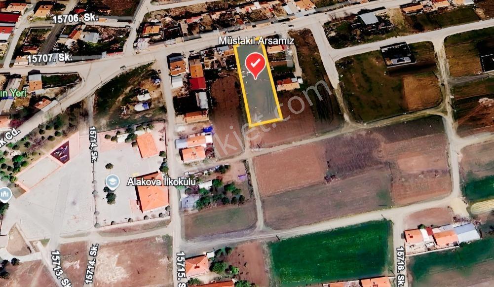 Meram Alakova'da 2.211 M² Cadde Üzeri Satılık İmarlı Arsa — fotoğraf 6