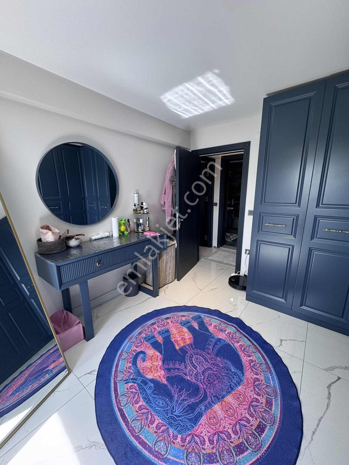Mertegeden Urla Merkezde Satılık Daire — fotoğraf 19
