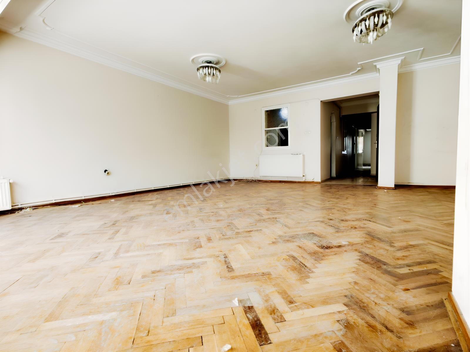 İnönü Caddesi Üzerinde | 130 M² | 3+1 | Satılık Daire — fotoğraf 6