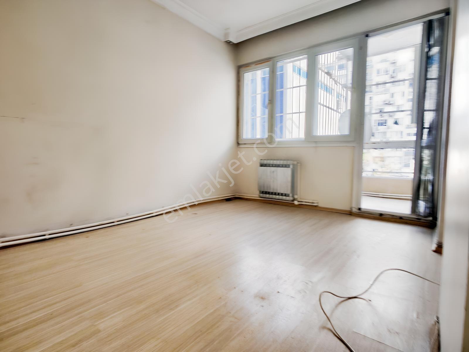 İnönü Caddesi Üzerinde | 130 M² | 3+1 | Satılık Daire — fotoğraf 26