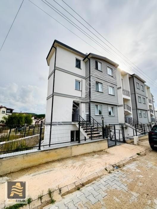 Cebecide Denize Yakın Sıfır 3+1 Bahçeli Dubleks Daire — fotoğraf 3