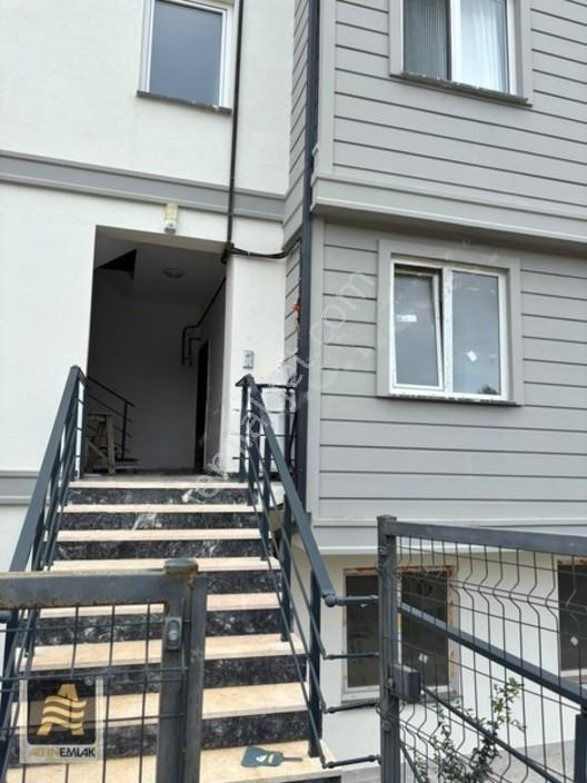 Cebecide Denize Yakın Sıfır 3+1 Bahçeli Dubleks Daire — fotoğraf 6