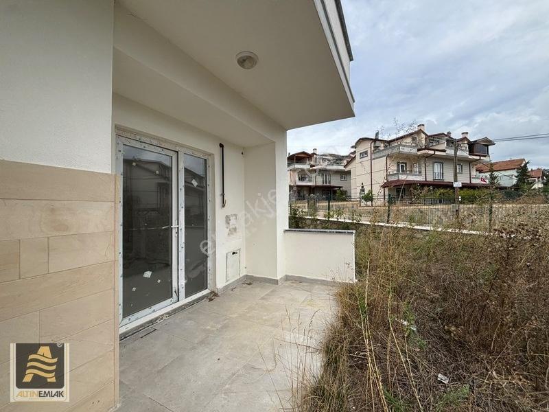 Cebecide Denize Yakın Sıfır 3+1 Bahçeli Dubleks Daire — fotoğraf 9