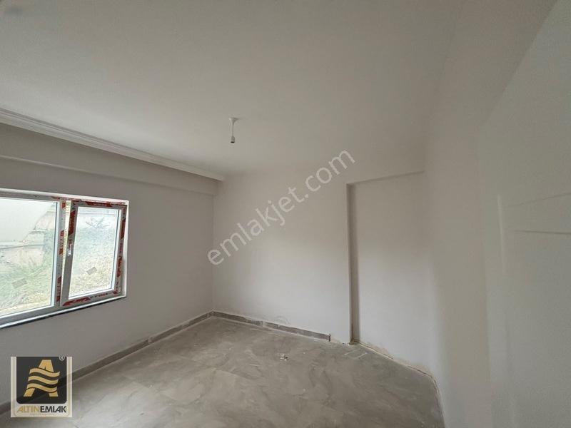 Cebecide Denize Yakın Sıfır 3+1 Bahçeli Dubleks Daire — fotoğraf 14