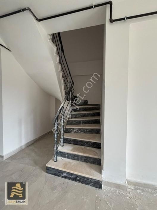 Cebecide Denize Yakın Sıfır 3+1 Bahçeli Dubleks Daire — fotoğraf 17