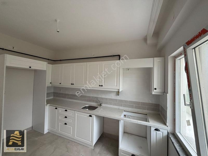 Cebecide Denize Yakın Sıfır 3+1 Bahçeli Dubleks Daire — fotoğraf 19