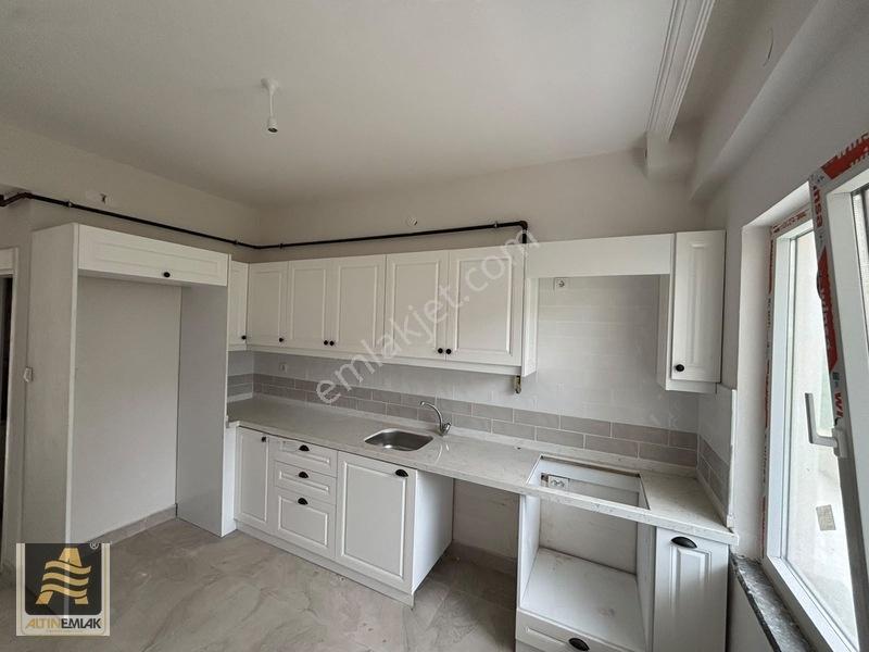 Cebecide Denize Yakın Sıfır 3+1 Bahçeli Dubleks Daire — fotoğraf 21