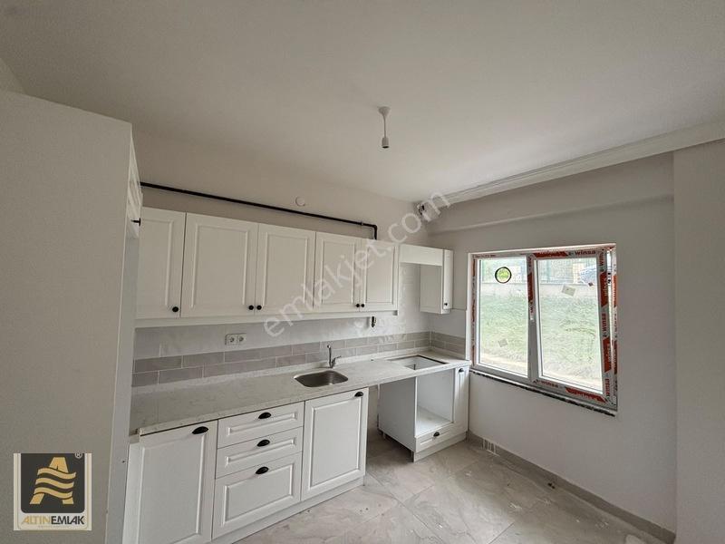 Cebecide Denize Yakın Sıfır 3+1 Bahçeli Dubleks Daire — fotoğraf 23