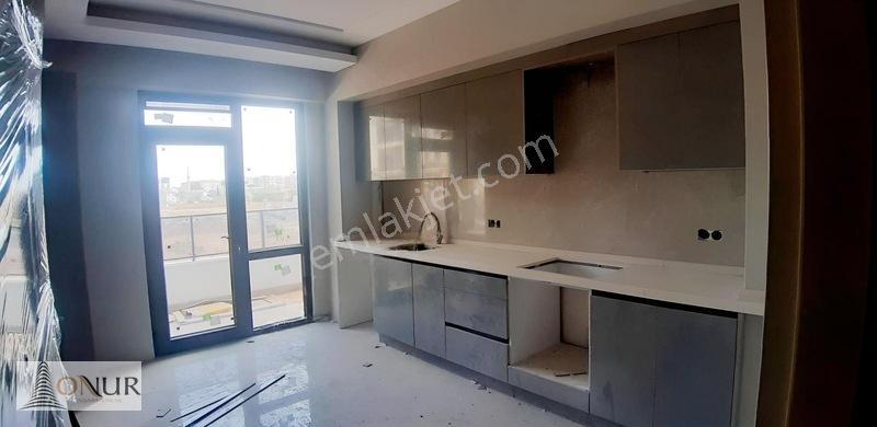 Onur Emlak Esenler Mah. Site İçi Kapalı Otoparklı 3+1 Daire — fotoğraf 6