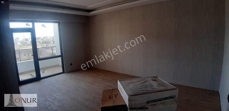 Onur Emlak Esenler Mah. Site İçi Kapalı Otoparklı 3+1 Daire — fotoğraf 16