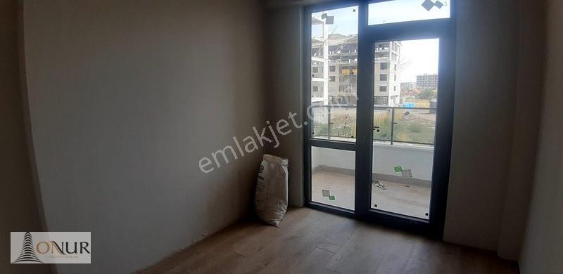 Onur Emlak Esenler Mah. Site İçi Kapalı Otoparklı 3+1 Daire — fotoğraf 25