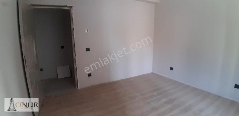Onur Emlak Esenler Mah. Site İçi Kapalı Otoparklı 3+1 Daire — fotoğraf 26