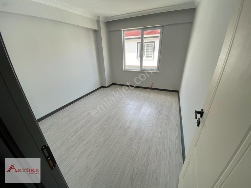 //aktürk Emlak\\ebeveyn+kiler+giyinme Oda+ankastre+iskan 0 Daire — fotoğraf 11