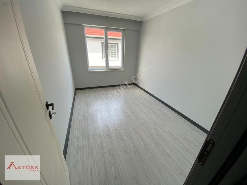 //aktürk Emlak\\ebeveyn+kiler+giyinme Oda+ankastre+iskan 0 Daire — fotoğraf 17