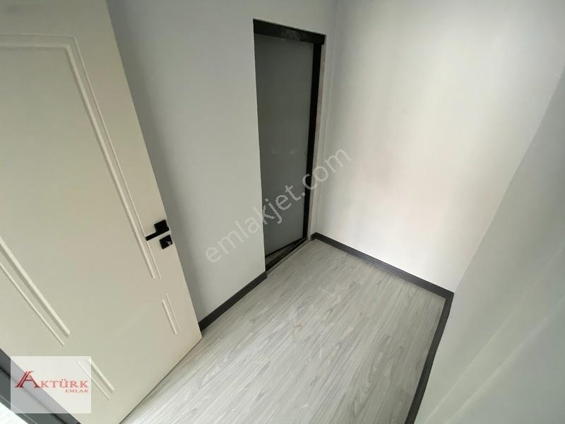 //aktürk Emlak\\ebeveyn+kiler+giyinme Oda+ankastre+iskan 0 Daire — fotoğraf 24