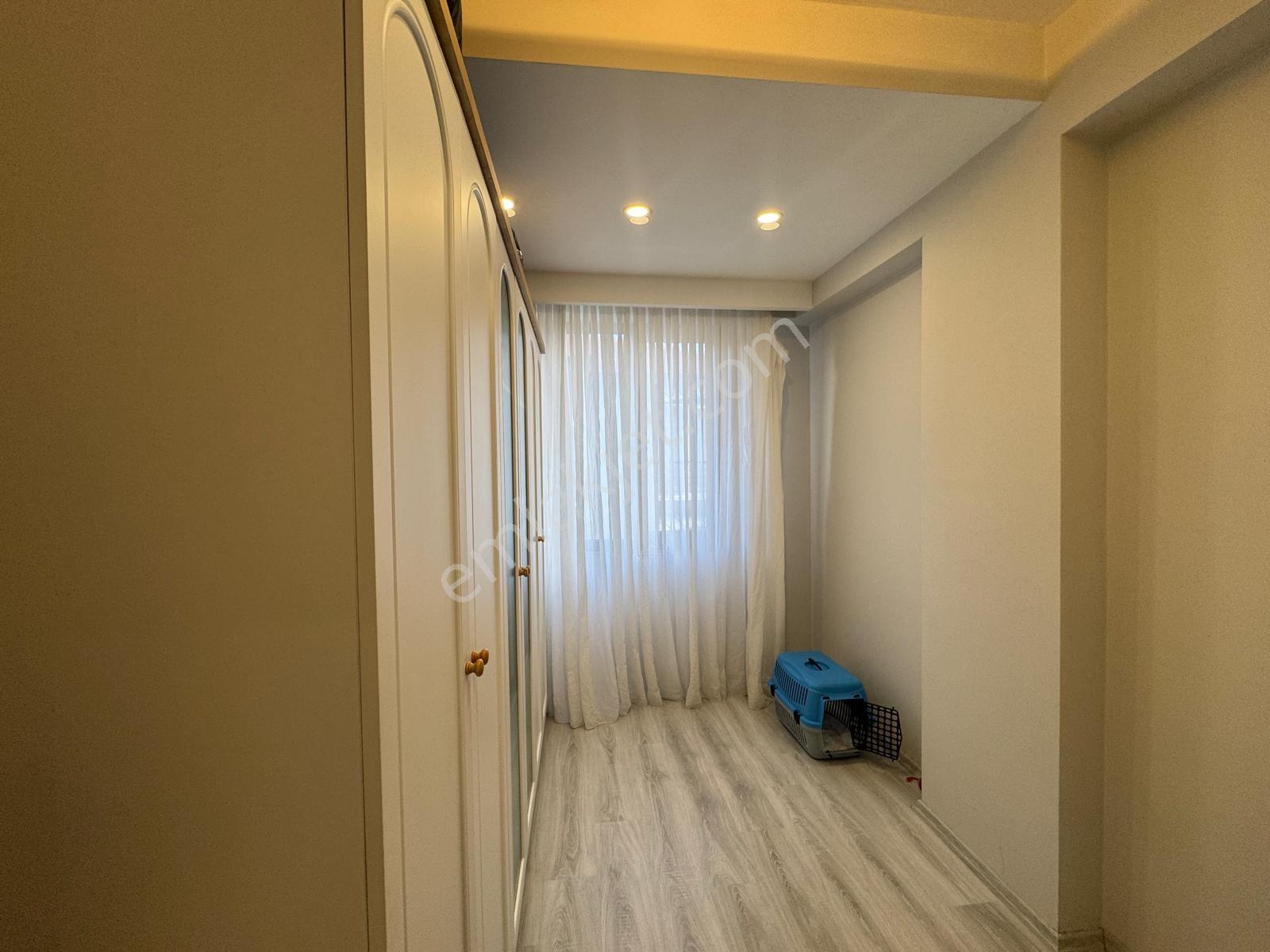 Altınovada Lüks Deniz Doğa Şehir Manzaralı 2+1 Daire — fotoğraf 17