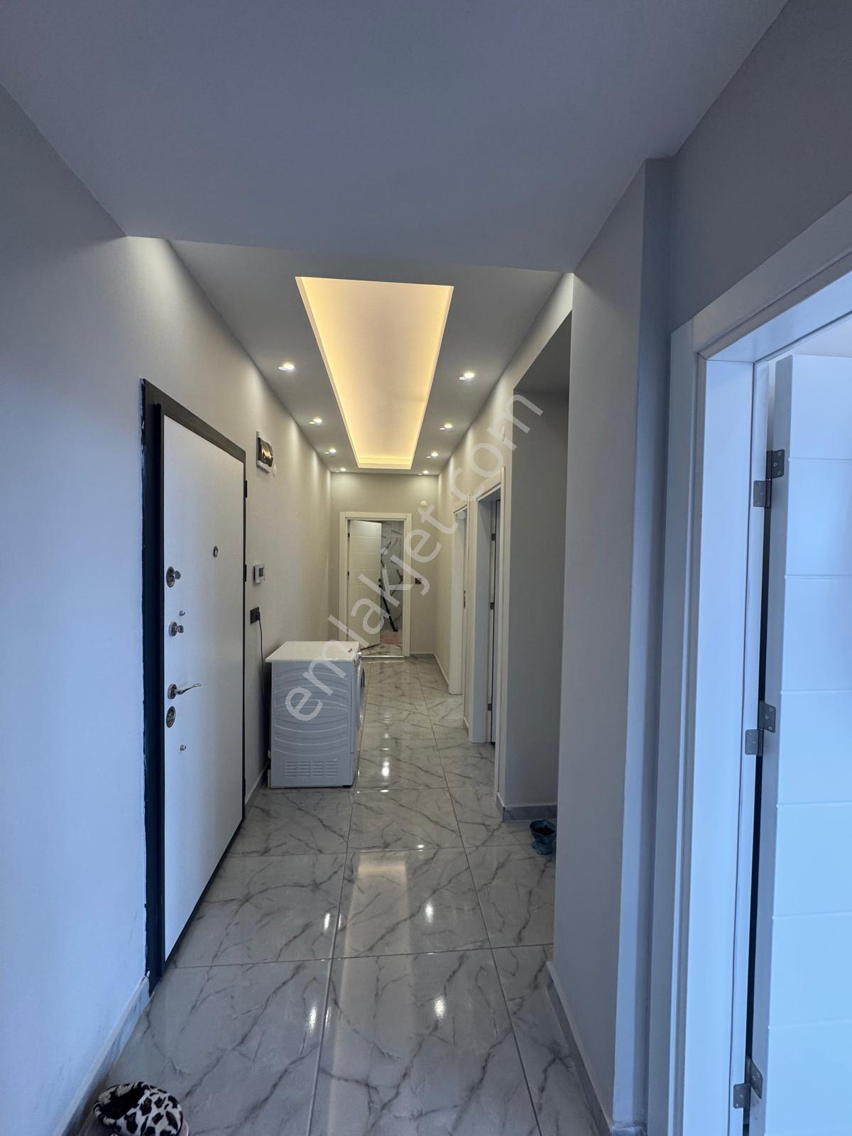 Altınovada Lüks Deniz Doğa Şehir Manzaralı 2+1 Daire — fotoğraf 19