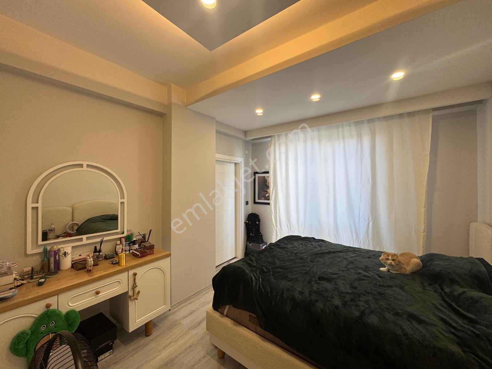 Altınovada Lüks Deniz Doğa Şehir Manzaralı 2+1 Daire — fotoğraf 21