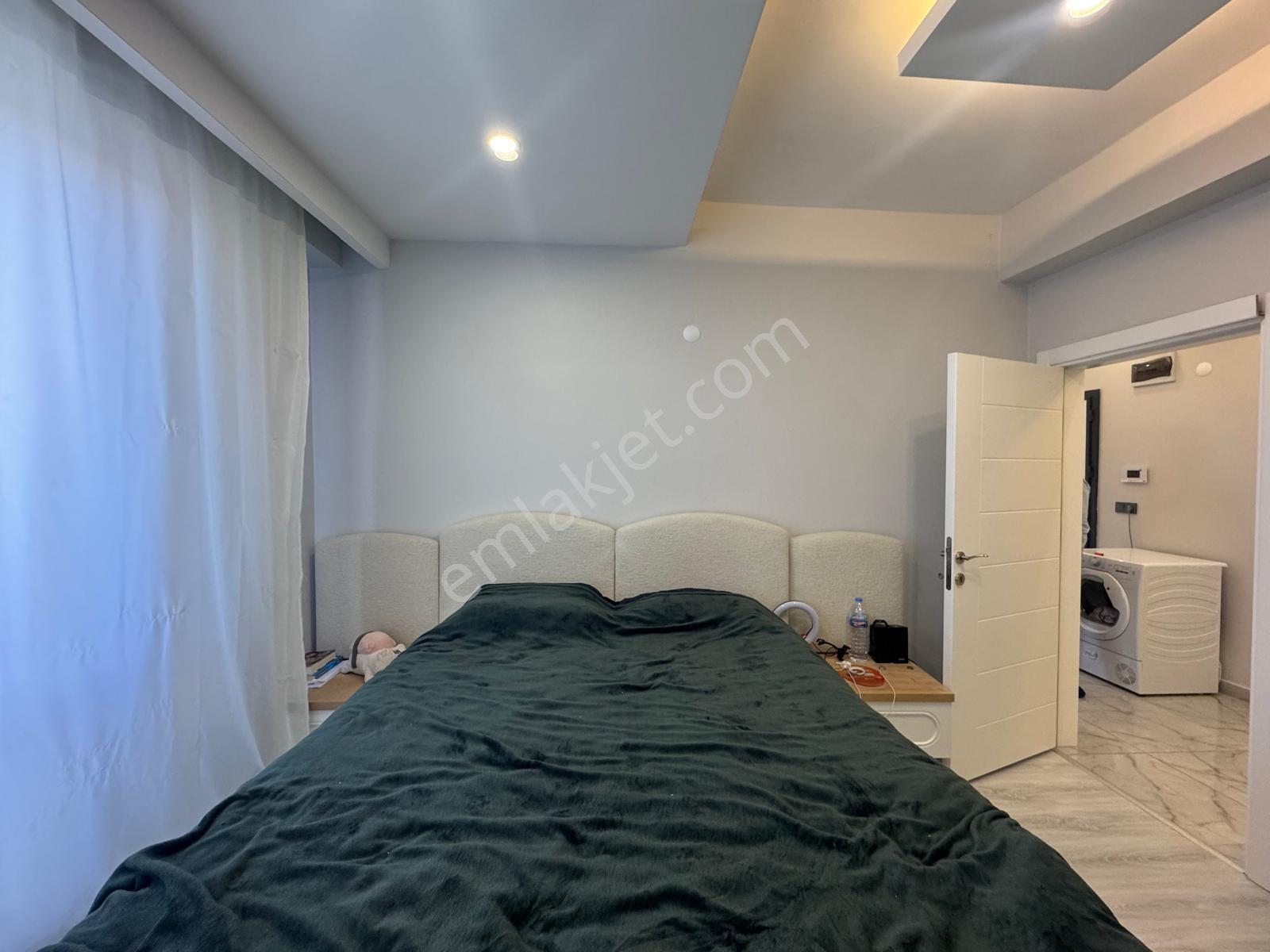Altınovada Lüks Deniz Doğa Şehir Manzaralı 2+1 Daire — fotoğraf 22
