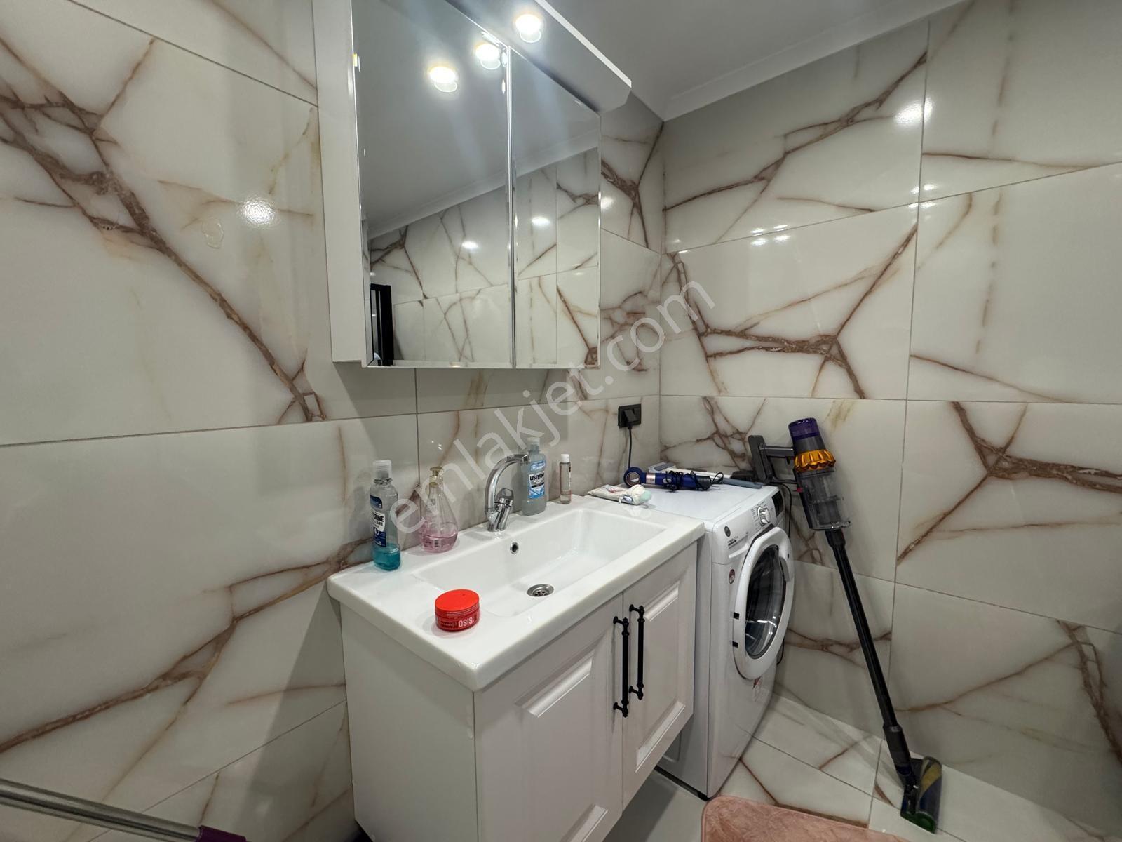 Altınovada Lüks Deniz Doğa Şehir Manzaralı 2+1 Daire — fotoğraf 30