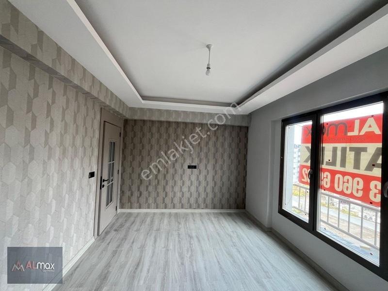Mimsin Şirintepe Mahallesinde 3,5+1 Satlık Kombili Daire — fotoğraf 2