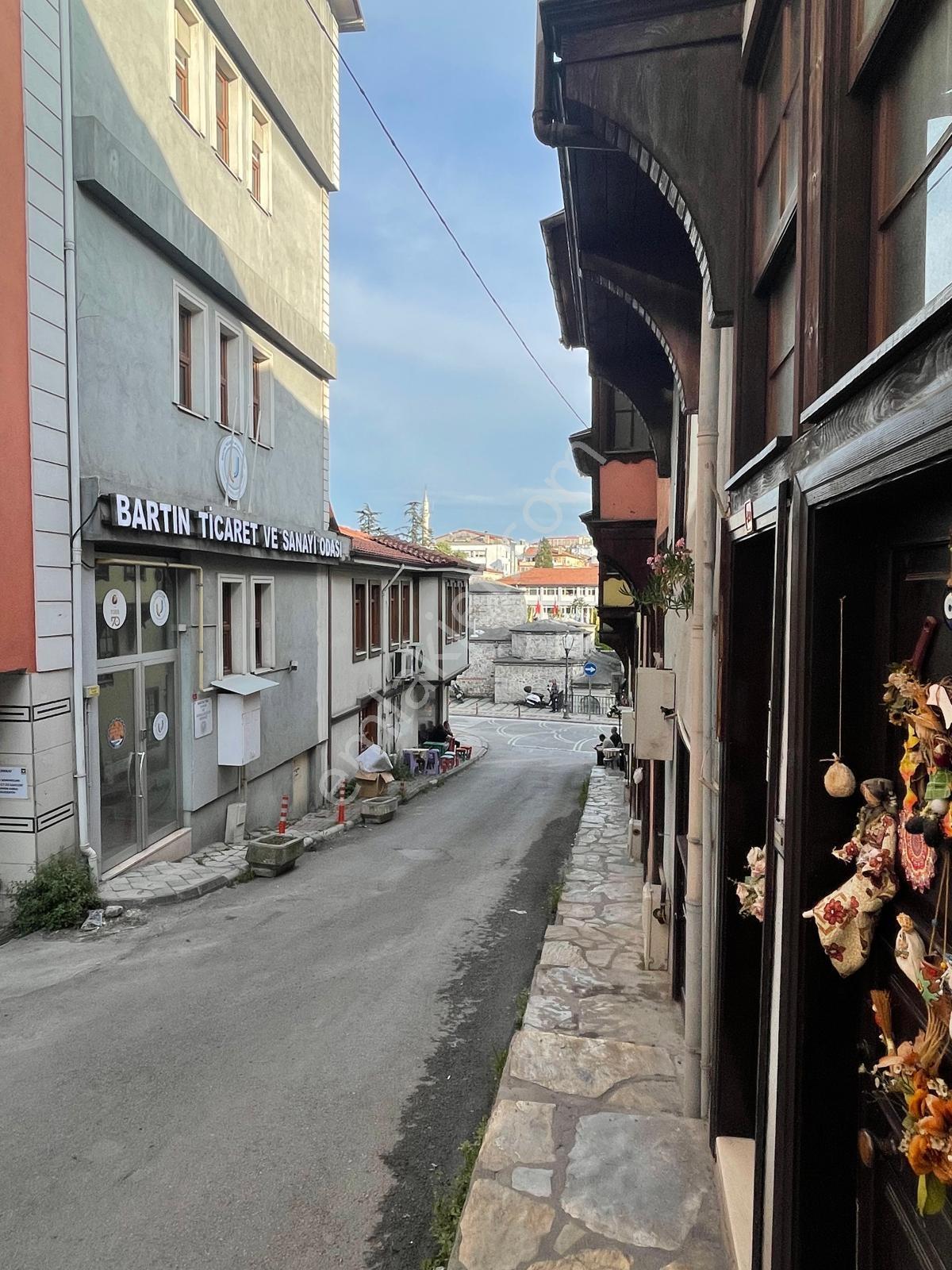 Bartın Merkez Kırtepede Satılık Bahçeli Müstakil Masrafsız Bina — fotoğraf 7