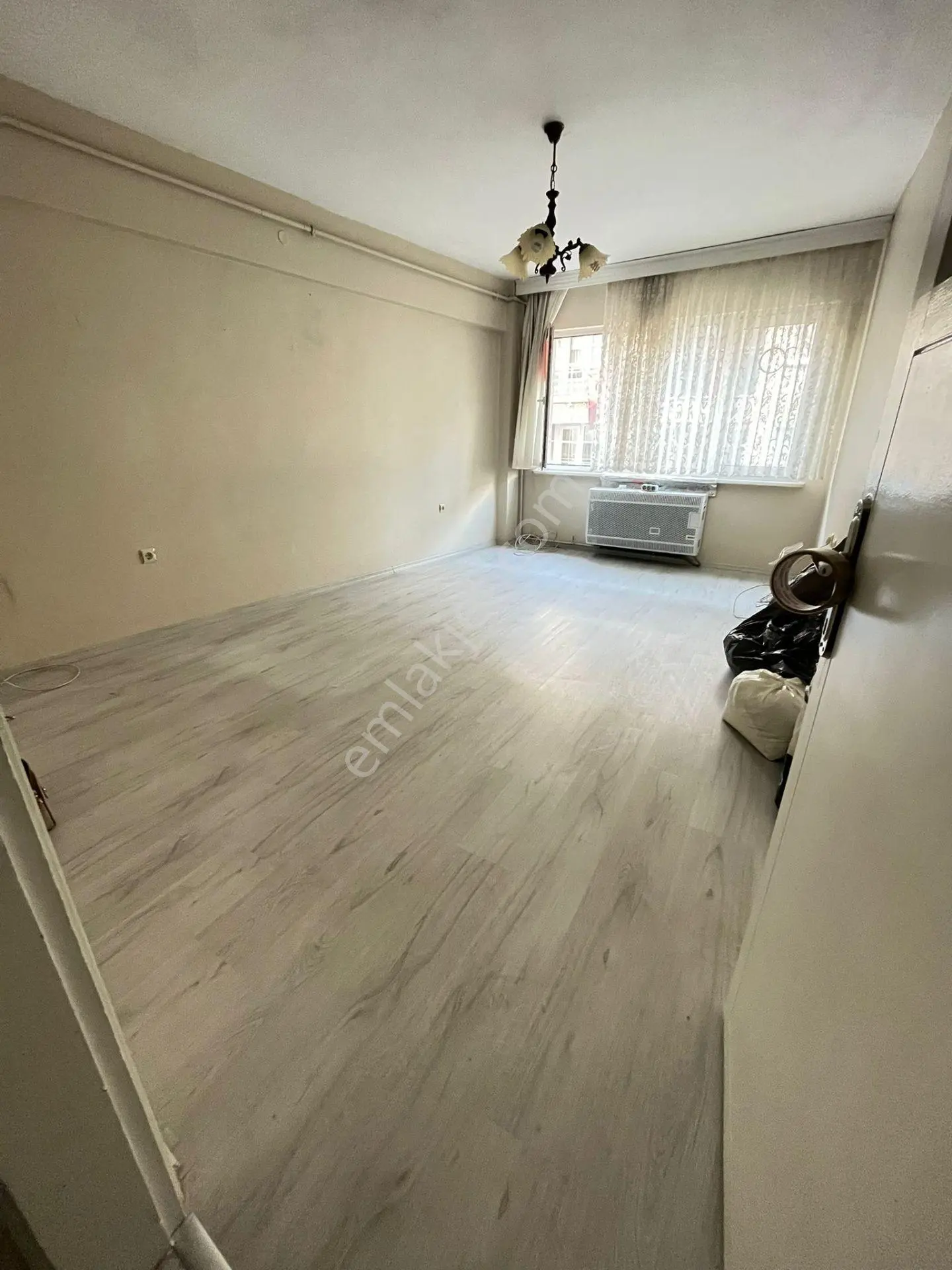 Bursa Yıldırım Umurbeyde 2+1 85M 2.Kat Çift Cephe Satılık Daire