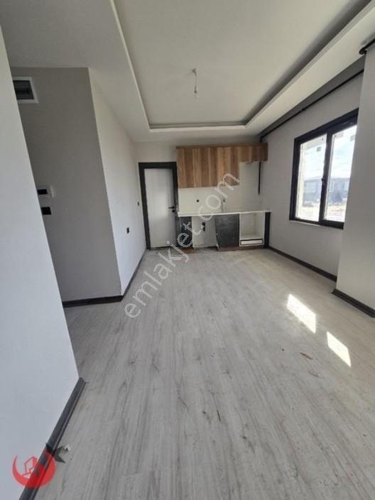 Özer Gayrimenkulden Çerkezköy Tepede Butik Site İçerisinde 1+1 — fotoğraf 5