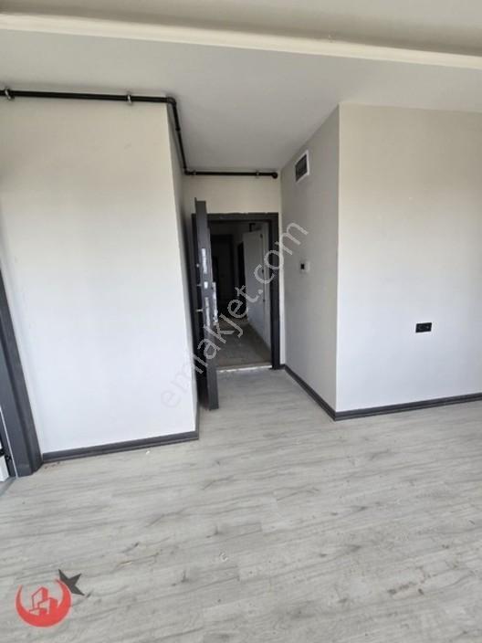 Özer Gayrimenkulden Çerkezköy Tepede Butik Site İçerisinde 1+1 — fotoğraf 7