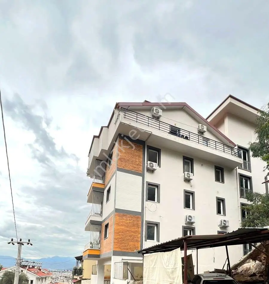 Goldhouse Dan Satılık Sıfır Daire Kesikkapı 3+1 Çatı Dubleks