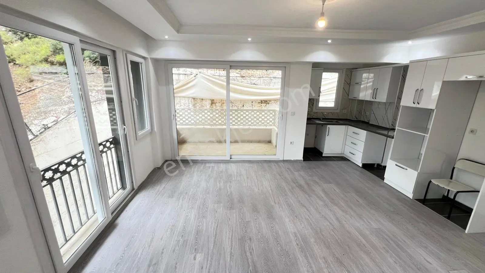 Goldhouse Dan Satılık Sıfır Daire Kesikkapı 3+1 Çatı Dubleks — fotoğraf 2
