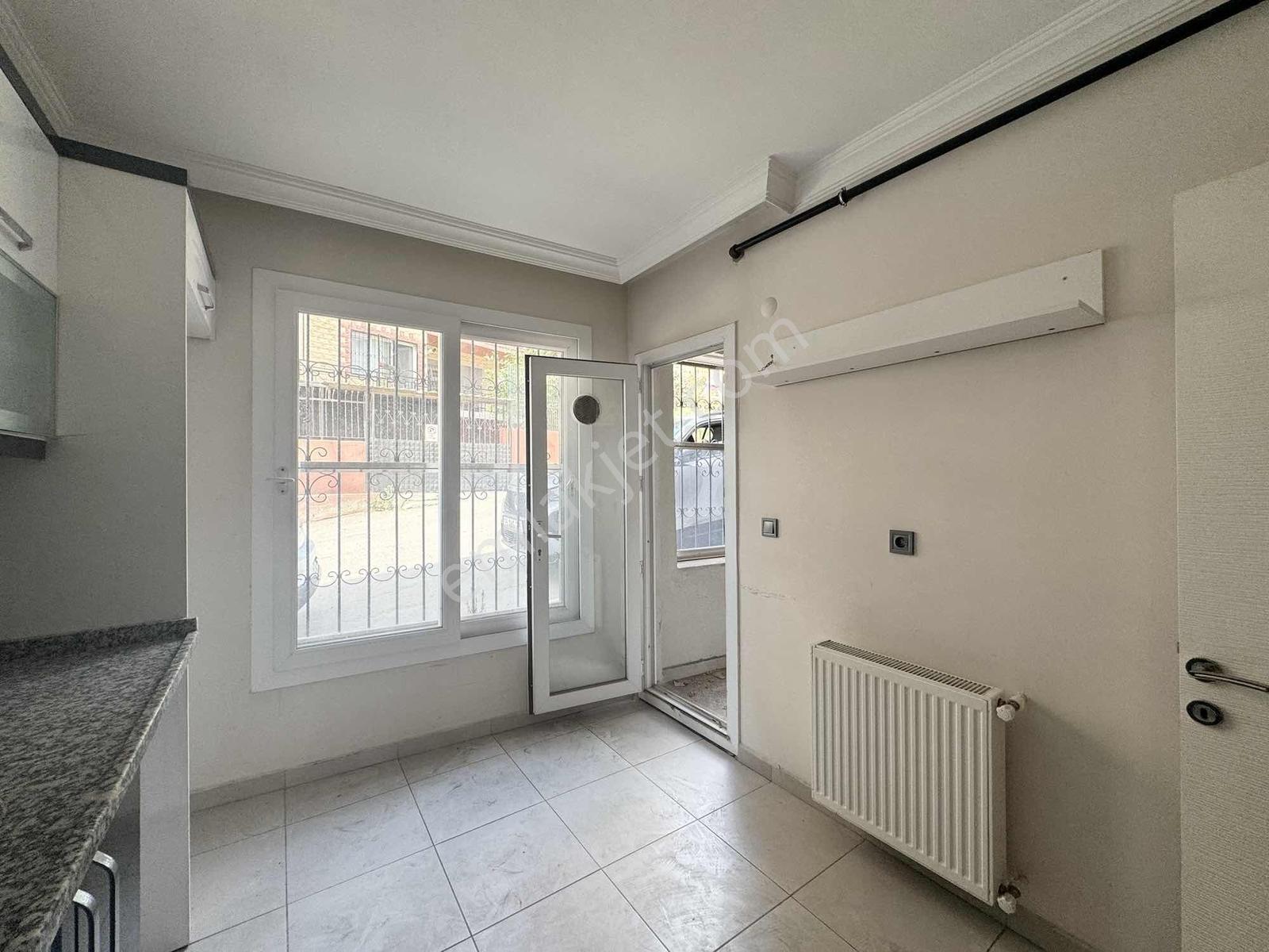 Msg'den Bozyaka Pazaryerine 150 M.- Yeni Binada 2+1 Fırsat Daire — fotoğraf 19