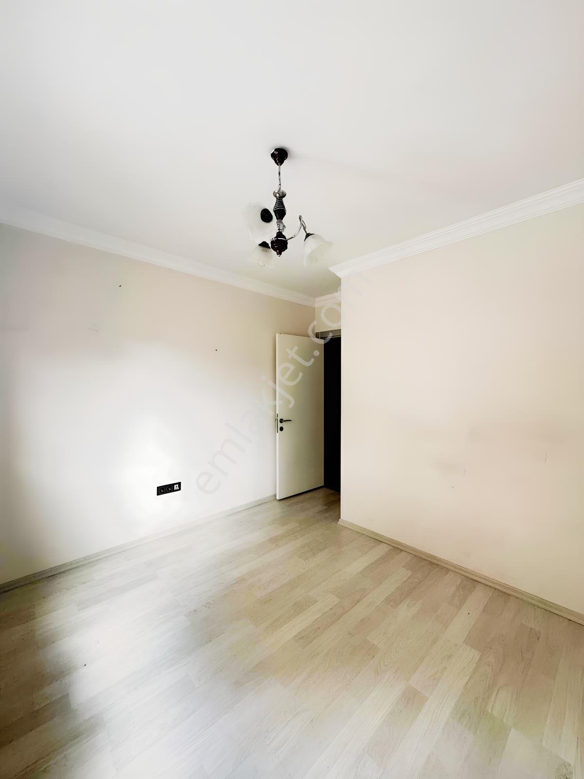 Msg'den Bozyaka Pazaryerine 150 M.- Yeni Binada 2+1 Fırsat Daire — fotoğraf 24