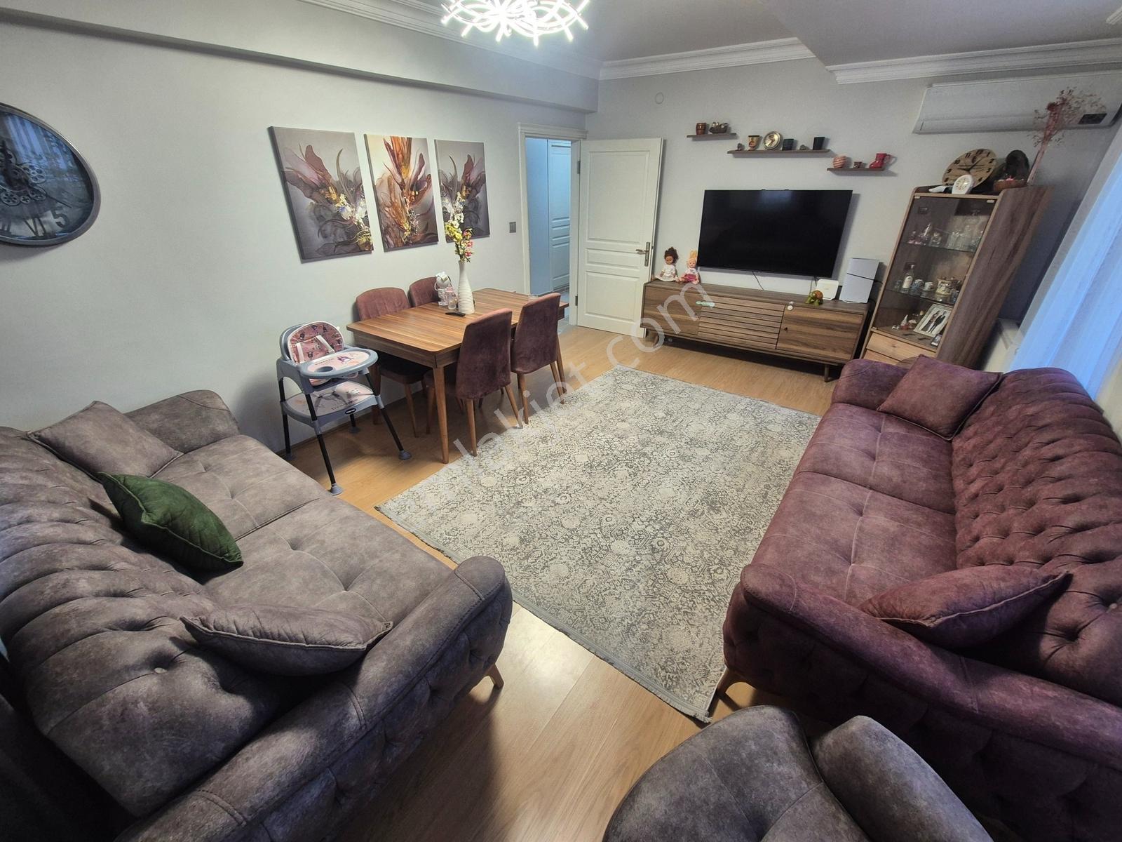 Bağlarbaşın'da Fırsat Satılık 2+1 95m2 Net Arakat Daire — fotoğraf 5