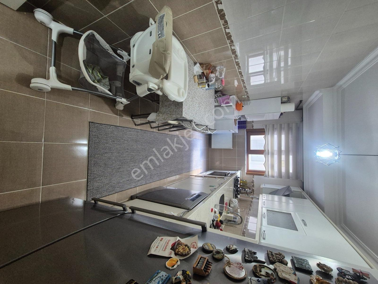 Bağlarbaşın'da Fırsat Satılık 2+1 95m2 Net Arakat Daire — fotoğraf 10