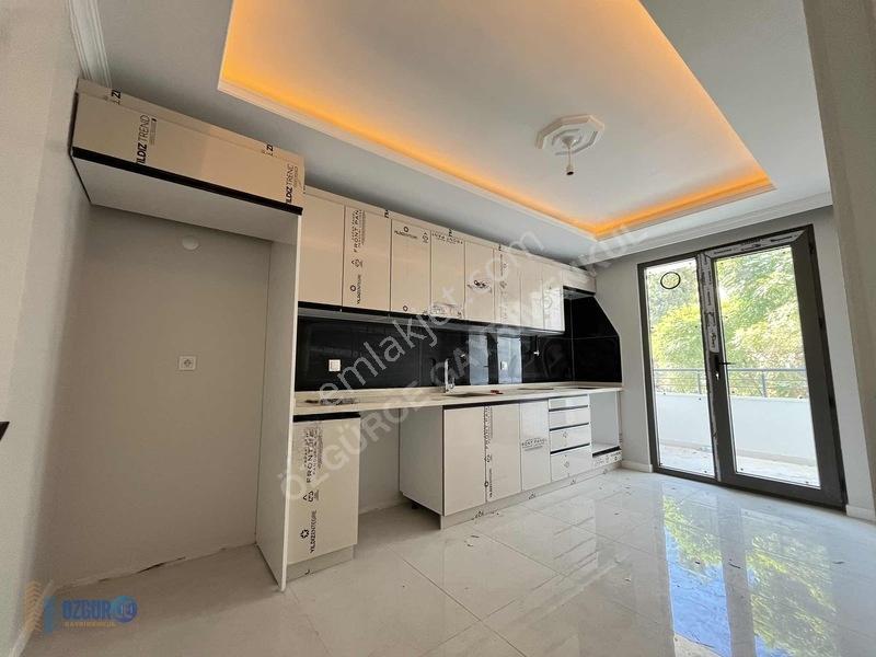Özgürce'den Limitsiz Kredili Asansörlü Lüks Geniş 2+1 Ara Kat — fotoğraf 5