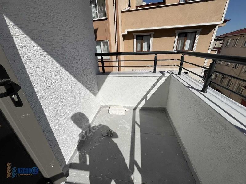 Özgürce'den Limitsiz Kredili Asansörlü Lüks Geniş 2+1 Ara Kat — fotoğraf 12