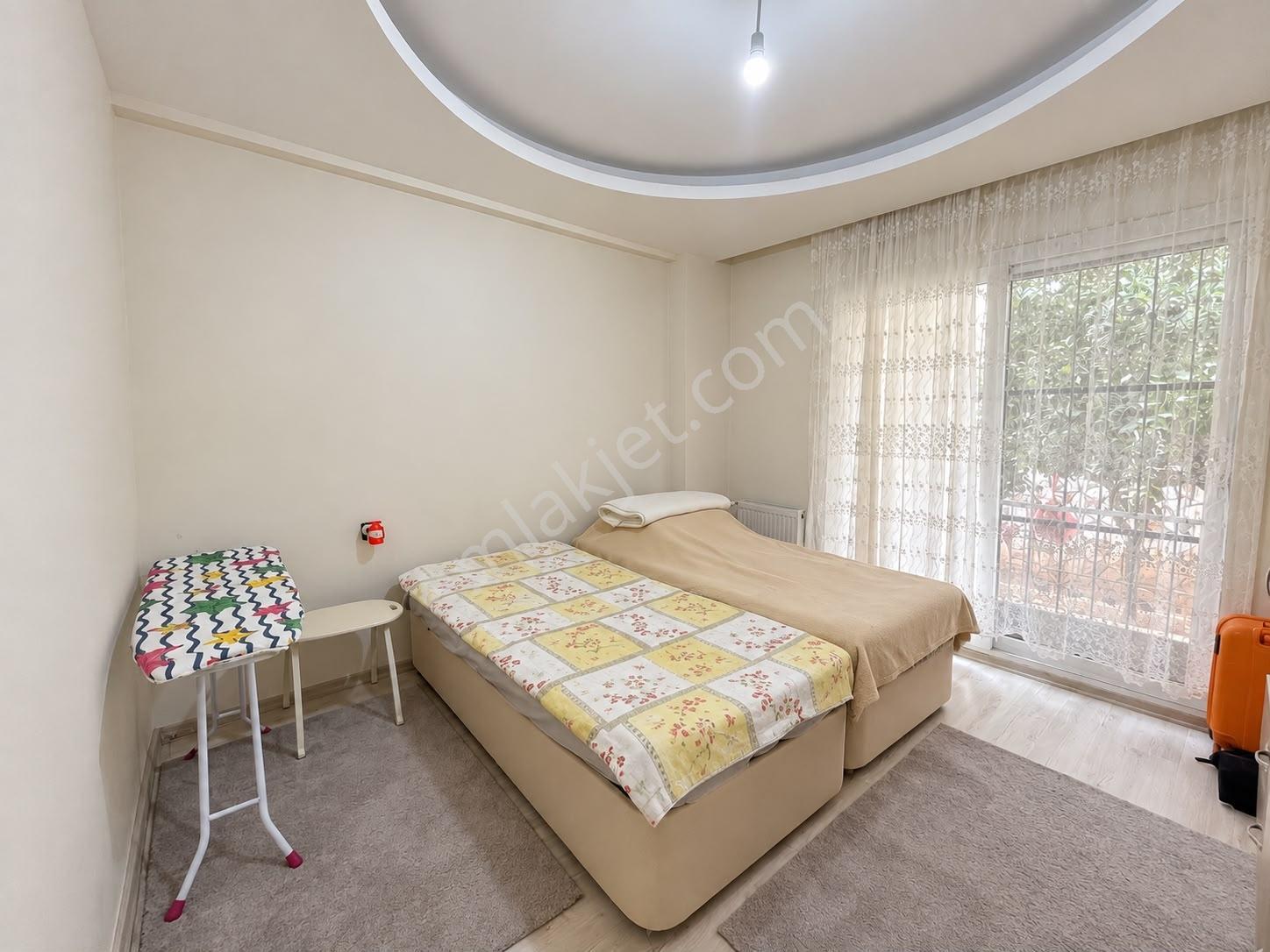 Remax Palm'den Bahçelievlerde Toros Üni.'ye 2dk Satılık 2+1 — fotoğraf 10