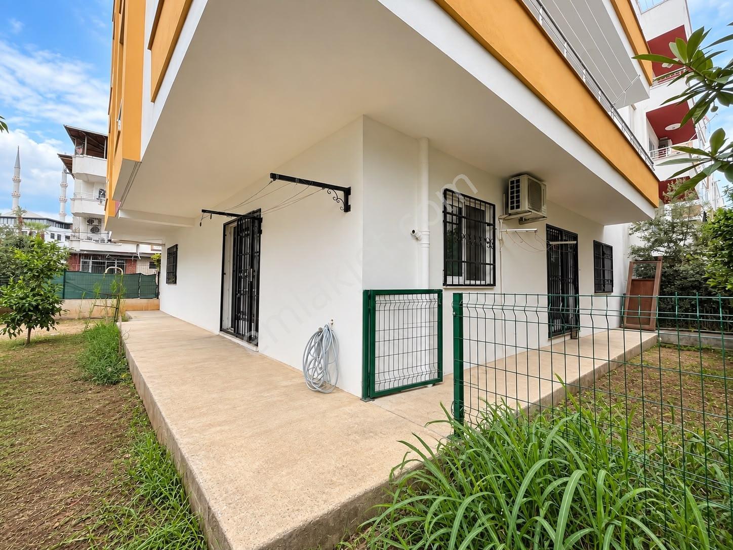 Remax Palm'den Bahçelievlerde Toros Üni.'ye 2dk Satılık 2+1 — fotoğraf 19