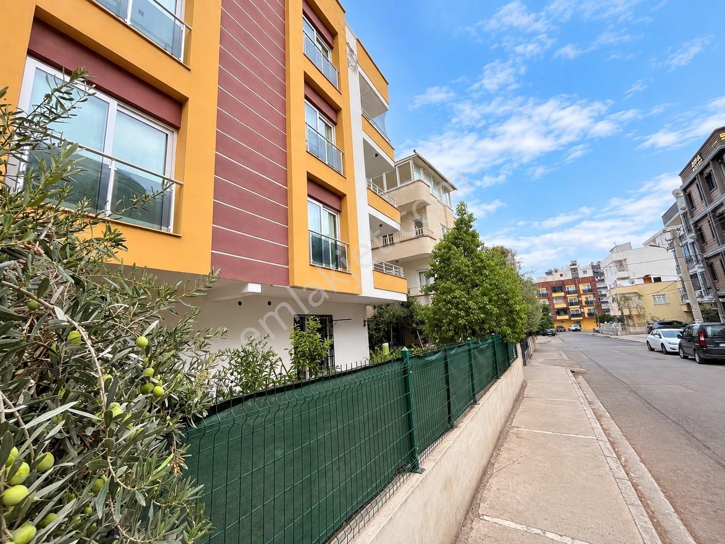 Remax Palm'den Bahçelievlerde Toros Üni.'ye 2dk Satılık 2+1 — fotoğraf 21
