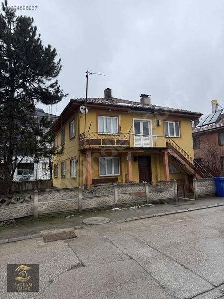 Borazanlar'Da Satılık 2 Katlı Müstakil Ev, 200M², Bahçeli