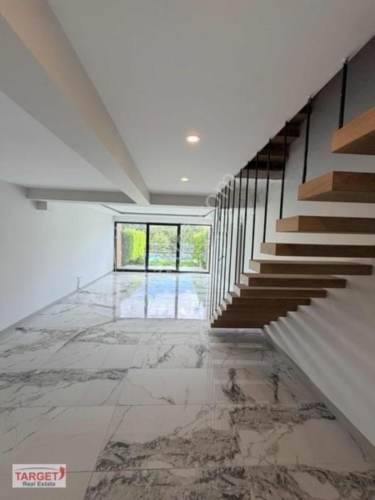 Manzarası Açık Havuzlu Villa — fotoğraf 7