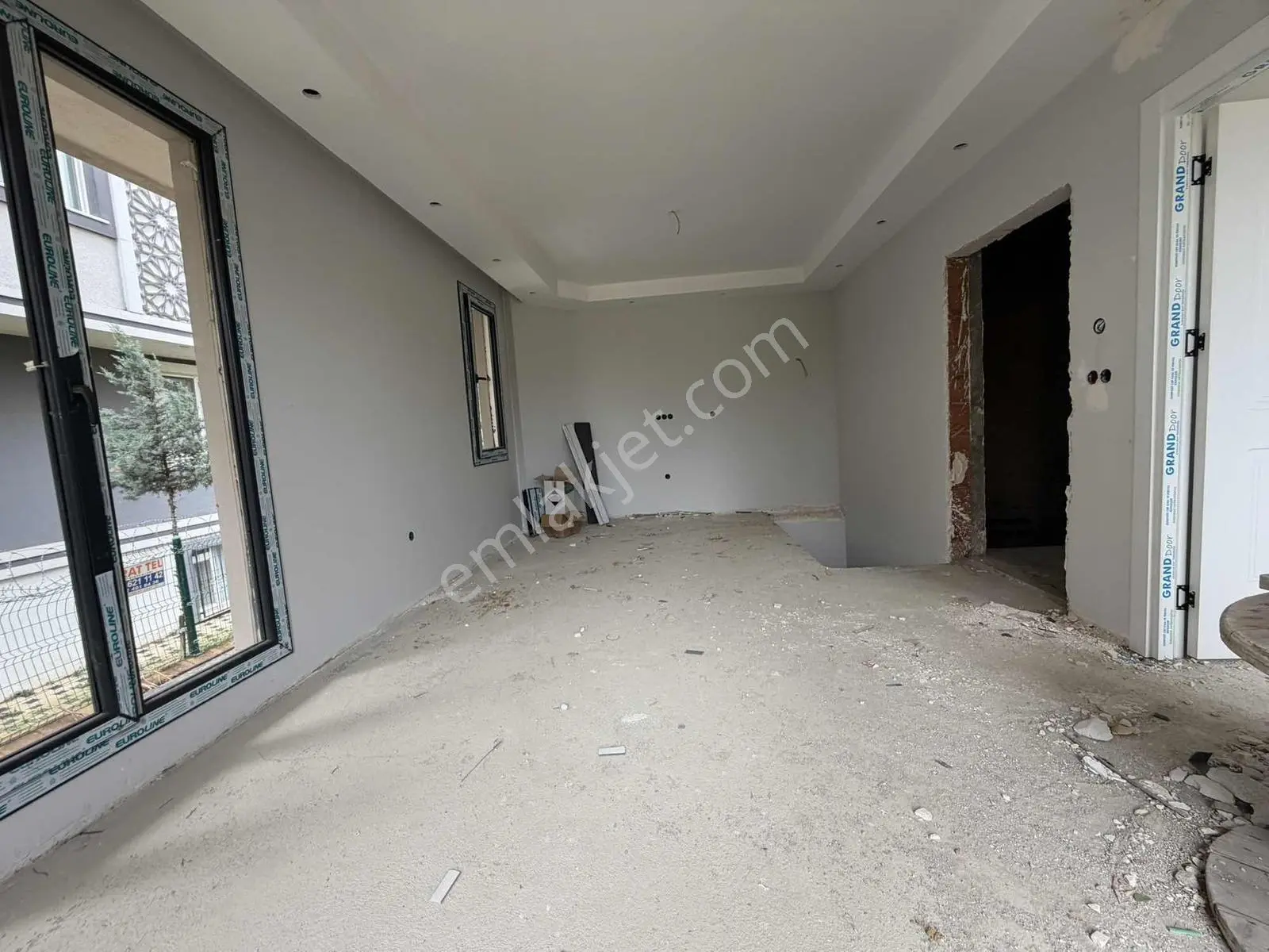 Samandra Metroya Yenişehir Has Yürüme Ms 2+1 Satışta — fotoğraf 3