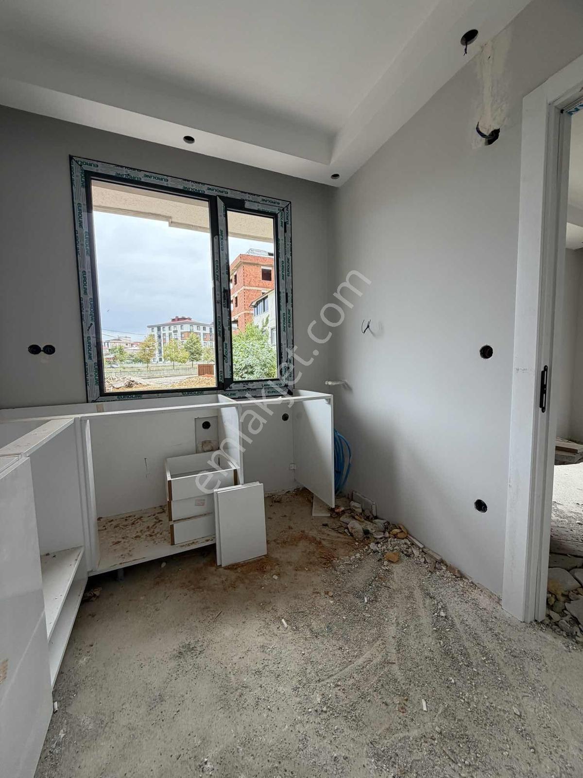 Samandra Metroya Yenişehir Has Yürüme Ms 2+1 Satışta — fotoğraf 9
