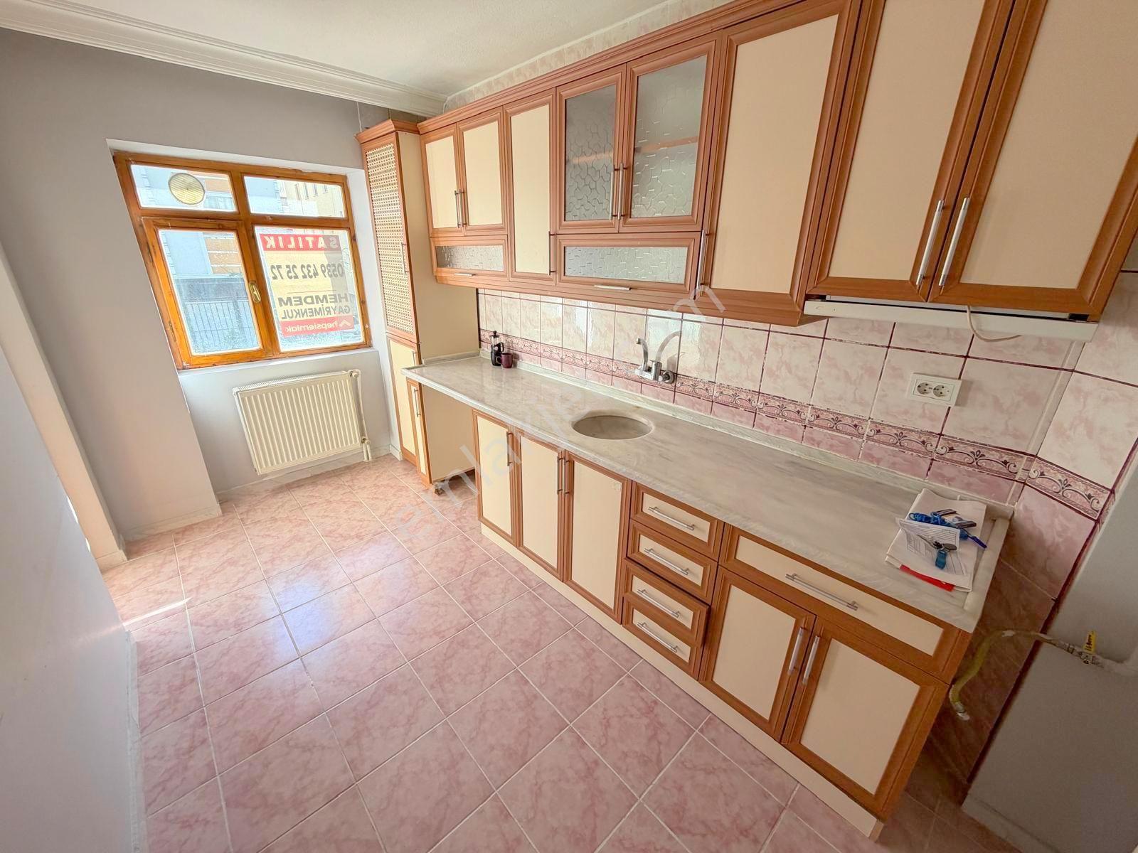 Hemdem Gayrimenkul'den Piyade'de Ön Cephe Arakatta 3+1 Satılık Daire — fotoğraf 3
